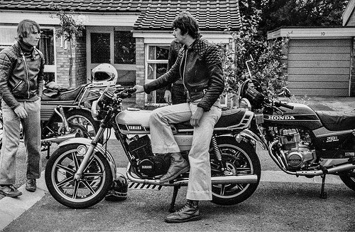 Leather jacket commonly worn by motorcycle riders